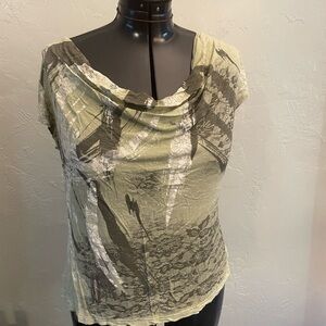 5/15🔥🔥🔥Vanilla Sugar Olive and white/cream Women's Blouse